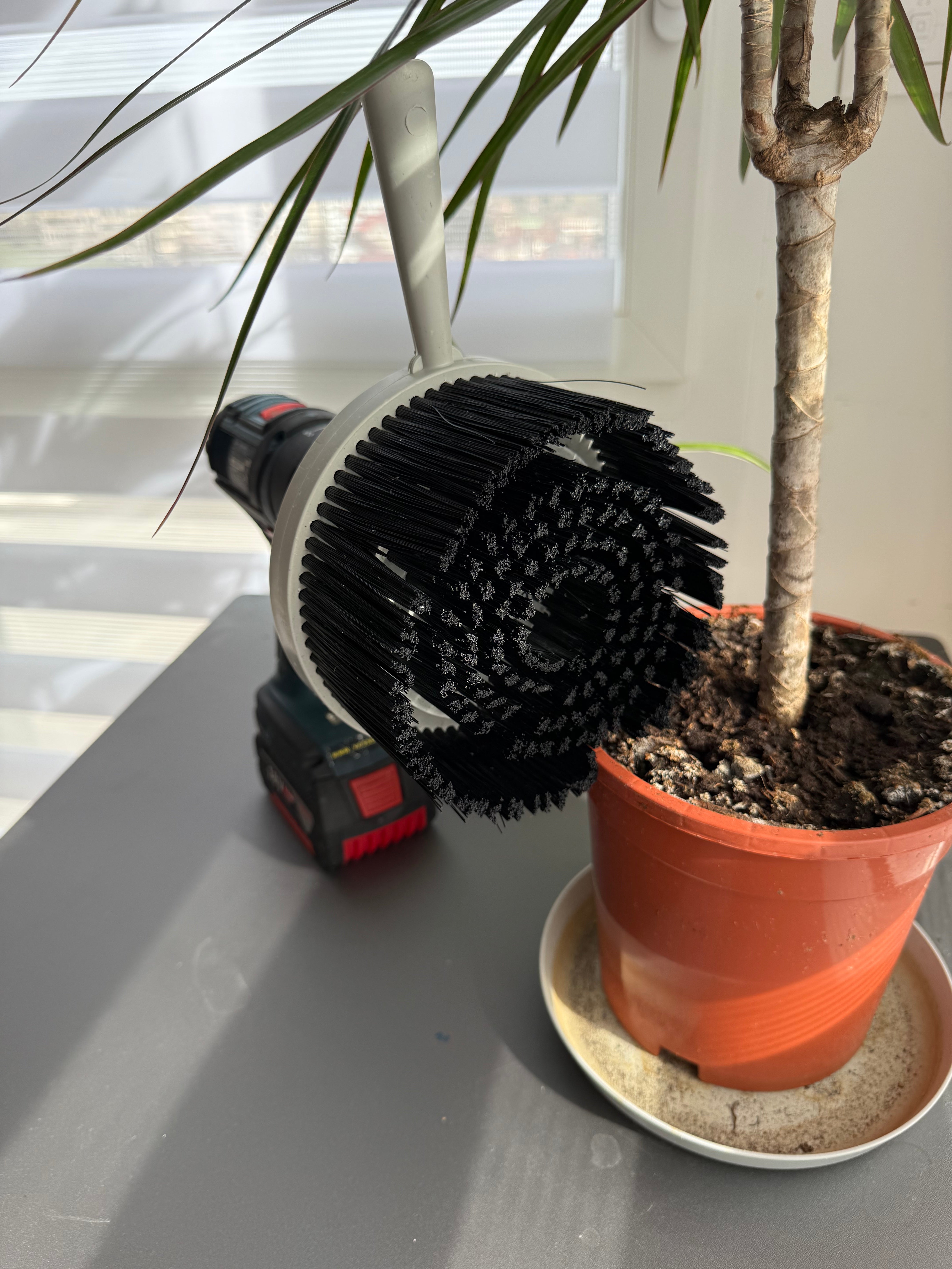 Veltor Pro Brush – Brosse industrielle anti-éclaboussures pour visseuse & polisseuse (No Splash)